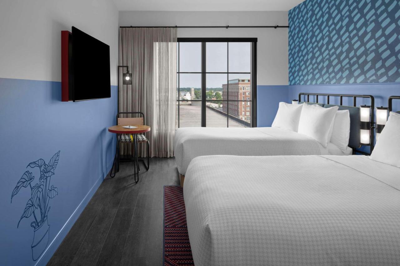 Caption By Hyatt Beale Street Memphis Exterior photo